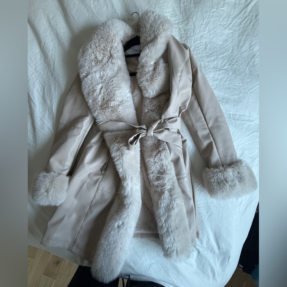 Elegant Faux Leather Cream Fur-Trimmed Women's Coat